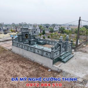 Khu lăng mộ đá xanh rêu (5)