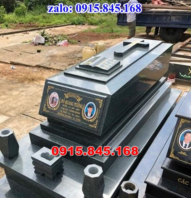 mộ ông bà bố mẹ gia đình dòng họ bằng đá, mộ song thân phu thê vợ chồng đá khối, mộ đôi tròn đơn giản không có mái đao che, mộ tam cấp tháp lục giác đá granite hoa cương, giá bán mộ đá để thờ tro cốt, hung hỏa địa táng, cuốn thư đá lăng mộ nghĩa trang gia đình, cổng tam quan tứ trụ nhà mồ, lan can tường rào đá chạm mỹ nghệ điêu khắc, thiết kế khuôn viên lăng mộ dòng họ gia tộc,