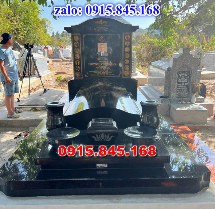 mộ tam cấp đá đẹp, mộ tam cấp bằng đá granite hoa cương, mộ tam cấp đá xanh rêu cẩm thạch, lăng mộ tam cấp gia đình ông bà bố mẹ, mộ tam cấp gia tộc người thân, giá bán mộ đá tam cấp ốp dán, mộ tam cấp song thân phu thê vợ chồng, giá bán mộ tam cấp bằng đá nguyên khối, kích thước mộ đá tam cấp đơn giản tam cấp, thiết kế mộ đá tam cấp tam cấp che cao cấp, địa chỉ giá nơi chỗ bán mộ đá tam cấp, kim tĩnh huyệt mộ đá tam cấp, mộ tam cấp để thờ hũ lọ bình tro cốt,