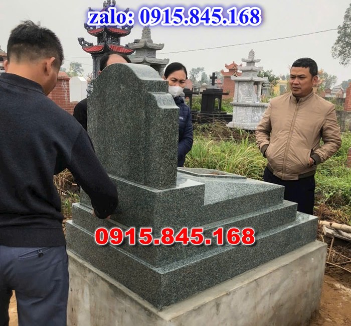 mộ ông bà bố mẹ gia đình dòng họ bằng đá, mộ song thân phu thê vợ chồng đá khối, mộ đôi tròn đơn giản không có mái đao che, mộ tam cấp tháp lục giác đá granite hoa cương, giá bán mộ đá để thờ tro cốt, hung hỏa địa táng, cuốn thư đá lăng mộ nghĩa trang gia đình, cổng tam quan tứ trụ nhà mồ, lan can tường rào đá chạm mỹ nghệ điêu khắc, thiết kế khuôn viên lăng mộ dòng họ gia tộc,