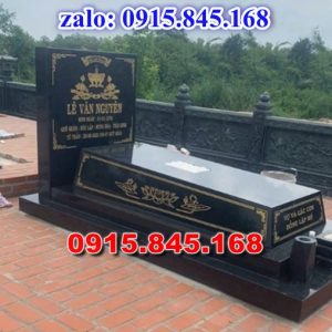 lăng mộ đá ông bà bố mẹ gia đình, mộ mồ mả đá xanh granite hoa cương nguyên khối, mộ tháp đá bảo tháp mộ sư để thờ tro cốt, mộ đôi tròn tam cấp đơn giản, mộ đá xanh đen xám trắng vàng cẩm thạch, mộ ốp chụp xi măng bán sẵn, Nơi chỗ địa chỉ xưởng làm sản xuất mộ đá mỹ nghệ điêu khắc, mộ đá công giáo đạo thiên chúa, thiết kế tư vấn vẽ mộ đá kích thước phong thủy, bia mộ đá song thân phu thê vợp chồng, kim tĩnh huyệt mộ chôn tươi kích thước lớn, mộ hậu bành đơn giản, lăng mộ đá ninh bình, mộ hung hỏa địa táng, mộ có 1 một 2 hai ba 3 mái đao che, mộ đá ninh bình thanh hóa xanh rêu, chi phí xây mộ đá lắp đặt tận nơi trọn gói,