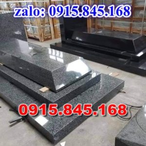 lăng mộ đá ông bà bố mẹ gia đình, mộ mồ mả đá xanh granite hoa cương nguyên khối, mộ tháp đá bảo tháp mộ sư để thờ tro cốt, mộ đôi tròn tam cấp đơn giản, mộ đá xanh đen xám trắng vàng cẩm thạch, mộ ốp chụp xi măng bán sẵn, Nơi chỗ địa chỉ xưởng làm sản xuất mộ đá mỹ nghệ điêu khắc, mộ đá công giáo đạo thiên chúa, thiết kế tư vấn vẽ mộ đá kích thước phong thủy, bia mộ đá song thân phu thê vợp chồng, kim tĩnh huyệt mộ chôn tươi kích thước lớn, mộ hậu bành đơn giản, lăng mộ đá ninh bình, mộ hung hỏa địa táng, mộ có 1 một 2 hai ba 3 mái đao che, mộ đá ninh bình thanh hóa xanh rêu, chi phí xây mộ đá lắp đặt tận nơi trọn gói,