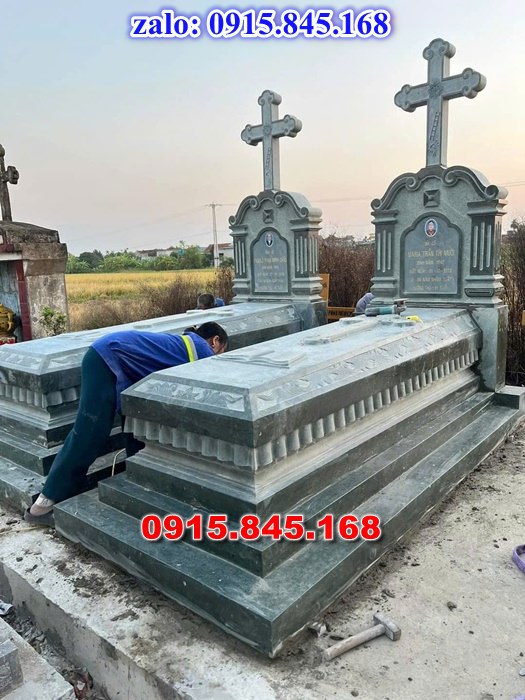 lăng mộ đá ông bà bố mẹ gia đình, mộ mồ mả đá xanh granite hoa cương nguyên khối, mộ tháp đá bảo tháp mộ sư để thờ tro cốt, mộ đôi tròn tam cấp đơn giản, mộ đá xanh đen xám trắng vàng cẩm thạch, mộ ốp chụp xi măng bán sẵn, Nơi chỗ địa chỉ xưởng làm sản xuất mộ đá mỹ nghệ điêu khắc, mộ đá công giáo đạo thiên chúa, thiết kế tư vấn vẽ mộ đá kích thước phong thủy, bia mộ đá song thân phu thê vợp chồng, kim tĩnh huyệt mộ chôn tươi kích thước lớn, mộ hậu bành đơn giản, lăng mộ đá ninh bình, mộ hung hỏa địa táng, mộ có 1 một 2 hai ba 3 mái đao che, mộ đá ninh bình thanh hóa xanh rêu, chi phí xây mộ đá lắp đặt tận nơi trọn gói,