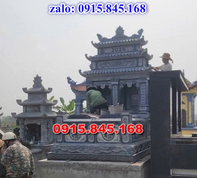 lăng mộ đá ông bà bố mẹ gia đình, mộ mồ mả đá xanh granite hoa cương nguyên khối, mộ tháp đá bảo tháp mộ sư để thờ tro cốt, mộ đôi tròn tam cấp đơn giản, mộ đá xanh đen xám trắng vàng cẩm thạch, mộ ốp chụp xi măng bán sẵn, Nơi chỗ địa chỉ xưởng làm sản xuất mộ đá mỹ nghệ điêu khắc, mộ đá công giáo đạo thiên chúa, thiết kế tư vấn vẽ mộ đá kích thước phong thủy, bia mộ đá song thân phu thê vợp chồng, kim tĩnh huyệt mộ chôn tươi kích thước lớn, mộ hậu bành đơn giản, lăng mộ đá ninh bình, mộ hung hỏa địa táng, mộ có 1 một 2 hai ba 3 mái đao che, mộ đá ninh bình thanh hóa xanh rêu, chi phí xây mộ đá lắp đặt tận nơi trọn gói,