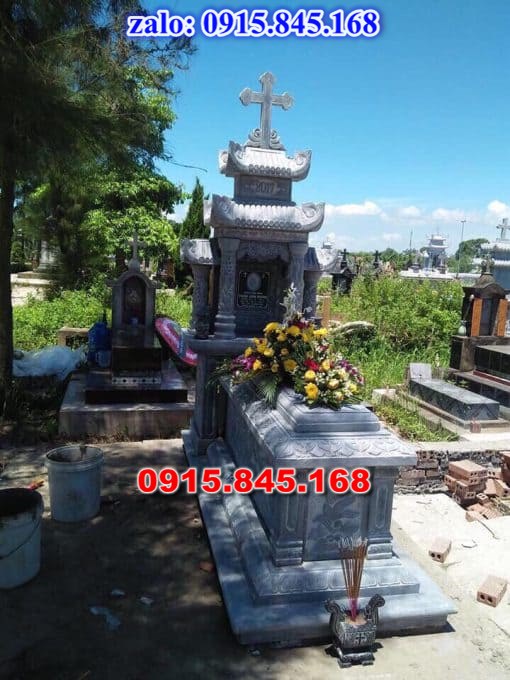 lăng mộ đá ông bà bố mẹ gia đình, mộ mồ mả đá xanh granite hoa cương nguyên khối, mộ tháp đá bảo tháp mộ sư để thờ tro cốt, mộ đôi tròn tam cấp đơn giản, mộ đá xanh đen xám trắng vàng cẩm thạch, mộ ốp chụp xi măng bán sẵn, Nơi chỗ địa chỉ xưởng làm sản xuất mộ đá mỹ nghệ điêu khắc, mộ đá công giáo đạo thiên chúa, thiết kế tư vấn vẽ mộ đá kích thước phong thủy, bia mộ đá song thân phu thê vợp chồng, kim tĩnh huyệt mộ chôn tươi kích thước lớn, mộ hậu bành đơn giản, lăng mộ đá ninh bình, mộ hung hỏa địa táng, mộ có 1 một 2 hai ba 3 mái đao che, mộ đá ninh bình thanh hóa xanh rêu, chi phí xây mộ đá lắp đặt tận nơi trọn gói,