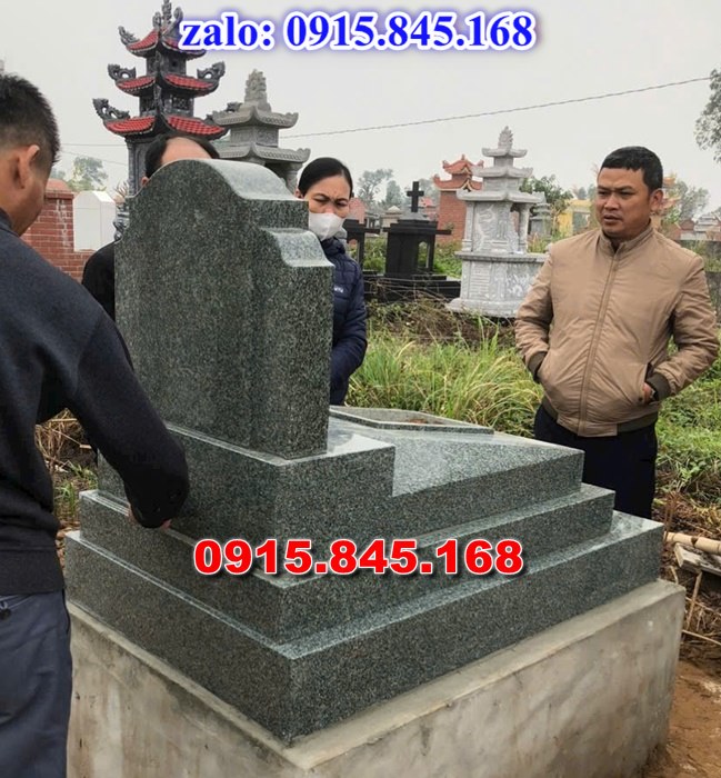 lăng mộ đá ông bà bố mẹ gia đình, mộ mồ mả đá xanh granite hoa cương nguyên khối, mộ tháp đá bảo tháp mộ sư để thờ tro cốt, mộ đôi tròn tam cấp đơn giản, mộ đá xanh đen xám trắng vàng cẩm thạch, mộ ốp chụp xi măng bán sẵn, Nơi chỗ địa chỉ xưởng làm sản xuất mộ đá mỹ nghệ điêu khắc, mộ đá công giáo đạo thiên chúa, thiết kế tư vấn vẽ mộ đá kích thước phong thủy, bia mộ đá song thân phu thê vợp chồng, kim tĩnh huyệt mộ chôn tươi kích thước lớn, mộ hậu bành đơn giản, lăng mộ đá ninh bình, mộ hung hỏa địa táng, mộ có 1 một 2 hai ba 3 mái đao che, mộ đá ninh bình thanh hóa xanh rêu, chi phí xây mộ đá lắp đặt tận nơi trọn gói,