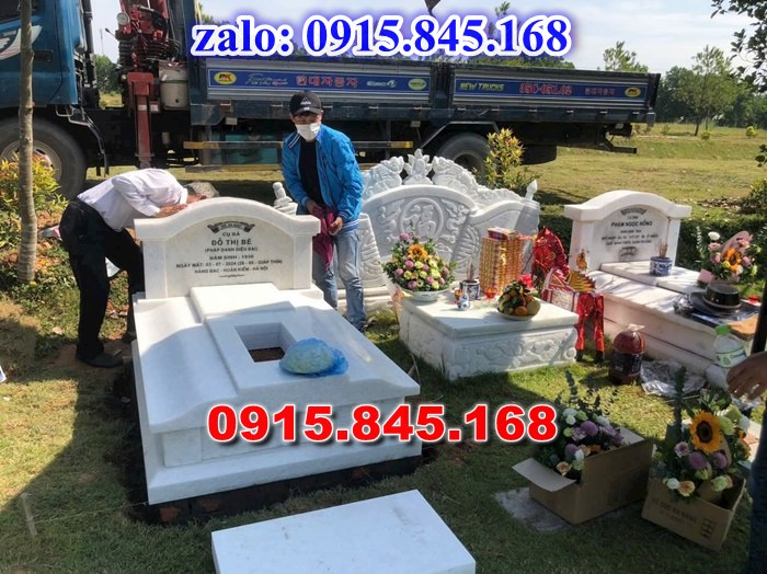 lăng mộ đá ông bà bố mẹ gia đình, mộ mồ mả đá xanh granite hoa cương nguyên khối, mộ tháp đá bảo tháp mộ sư để thờ tro cốt, mộ đôi tròn tam cấp đơn giản, mộ đá xanh đen xám trắng vàng cẩm thạch, mộ ốp chụp xi măng bán sẵn, Nơi chỗ địa chỉ xưởng làm sản xuất mộ đá mỹ nghệ điêu khắc, mộ đá công giáo đạo thiên chúa, thiết kế tư vấn vẽ mộ đá kích thước phong thủy, bia mộ đá song thân phu thê vợp chồng, kim tĩnh huyệt mộ chôn tươi kích thước lớn, mộ hậu bành đơn giản, lăng mộ đá ninh bình, mộ hung hỏa địa táng, mộ có 1 một 2 hai ba 3 mái đao che, mộ đá ninh bình thanh hóa xanh rêu, chi phí xây mộ đá lắp đặt tận nơi trọn gói,