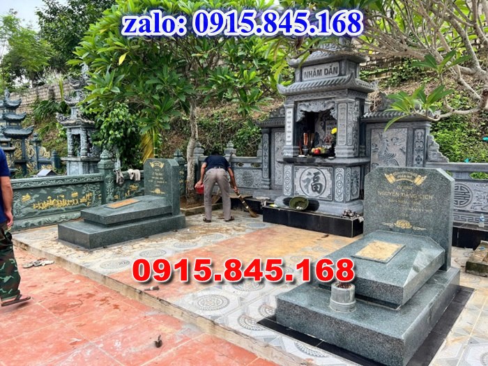 lăng mộ đá ông bà bố mẹ gia đình, mộ mồ mả đá xanh granite hoa cương nguyên khối, mộ tháp đá bảo tháp mộ sư để thờ tro cốt, mộ đôi tròn tam cấp đơn giản, mộ đá xanh đen xám trắng vàng cẩm thạch, mộ ốp chụp xi măng bán sẵn, Nơi chỗ địa chỉ xưởng làm sản xuất mộ đá mỹ nghệ điêu khắc, mộ đá công giáo đạo thiên chúa, thiết kế tư vấn vẽ mộ đá kích thước phong thủy, bia mộ đá song thân phu thê vợp chồng, kim tĩnh huyệt mộ chôn tươi kích thước lớn, mộ hậu bành đơn giản, lăng mộ đá ninh bình, mộ hung hỏa địa táng, mộ có 1 một 2 hai ba 3 mái đao che, mộ đá ninh bình thanh hóa xanh rêu, chi phí xây mộ đá lắp đặt tận nơi trọn gói,