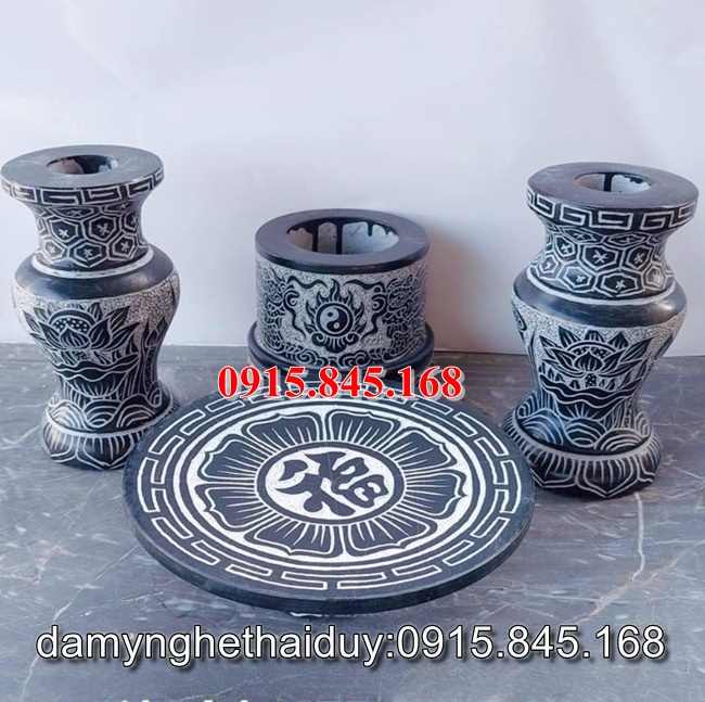 Bộ bát hương đá bán số điện thoại ( sdt ) 0915845168, bát hương đá đẹp, bát hương bằng đá đẹp, bát hương đá nhỏ, bát hương bằng đá tự nhiên nguyên khối, bát hương đá chạm khắc hoa văn, bát hương lăng mộ bằng đá, bát hương nhà thờ bằng đá, bát hương đình chùa bằng đá chạm khắc hoa văn, đĩa đựng hoa quả bằng đá, mâm bồng lăng mộ bằng đá, đĩa đựng hoa quả lăng mộ bằng đá, đĩa đựng hoa quả đình chùa bằng đá, lọ hoa bằng đá đẹp, lọ hoa lăng mộ bằng đá, lọ hoa nhà thờ bằng đá, bình bông bằng đá, bình bông lăng mộ bằng đá, bình bông đặt ngoài nghĩa trang bằng đá, lọ hoa đặt ngoài trời bằng đá tự nhiên nguyên khối, đèn thắp nến khu lăng mộ nghĩa trang bằng đá, lư hương nhỏ bằng đá, lư hương đá nhỏ, lư hương đặt ngoài nhà mồ bằng đá chạm khắc hoa văn, lư hương nhỏ đặt ban đình chùa nhà thờ họ bằng đá, lư hương từ đường nhà thờ tộc bằng đá đẹp, lư hương đá nhỏ bằng đá tự nhiên nguyên khối, lư hương đá bằng đá xanh, lư hương bằng đá trắng, lư hương bằng đá vàng, bát hương bằng đá xanh, bát hương bằng đá ninh bình, bát hương bằng đá chạm rồng, bát hương bằng đá trắng, bát hương bằng đá vàng, kích thước bát hương bằng đá, hình ảnh bát hương bằng đá đẹp, giá bán bát hương bằng đá, giá bán lư hương bằng đá, kích thước lư hương bằng đá, hình ảnh lư hương nhỏ bằng đá đẹp, lư hương đá bán toàn quốc, bát hương đạo thiên chúa công giáo bằng đá, lọ hoa đạo thiên chúa công giáo bằng đá, bình bông đạo thiên chúa công giáo bằng đá, lư hương đá đạo thiên chúa công giáo bằng đá, lư hương bằng đá hình chữ nhật, lư hương nhỏ bằng đá hình tròn, bát hương bằng đá hình chữ nhật, bát hương đá hình tròn,