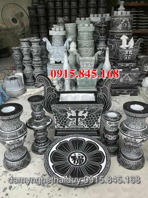 Bộ bát hương đá bán số điện thoại ( sdt ) 0915845168, bát hương đá đẹp, bát hương bằng đá đẹp, bát hương đá nhỏ, bát hương bằng đá tự nhiên nguyên khối, bát hương đá chạm khắc hoa văn, bát hương lăng mộ bằng đá, bát hương nhà thờ bằng đá, bát hương đình chùa bằng đá chạm khắc hoa văn, đĩa đựng hoa quả bằng đá, mâm bồng lăng mộ bằng đá, đĩa đựng hoa quả lăng mộ bằng đá, đĩa đựng hoa quả đình chùa bằng đá, lọ hoa bằng đá đẹp, lọ hoa lăng mộ bằng đá, lọ hoa nhà thờ bằng đá, bình bông bằng đá, bình bông lăng mộ bằng đá, bình bông đặt ngoài nghĩa trang bằng đá, lọ hoa đặt ngoài trời bằng đá tự nhiên nguyên khối, đèn thắp nến khu lăng mộ nghĩa trang bằng đá, lư hương nhỏ bằng đá, lư hương đá nhỏ, lư hương đặt ngoài nhà mồ bằng đá chạm khắc hoa văn, lư hương nhỏ đặt ban đình chùa nhà thờ họ bằng đá, lư hương từ đường nhà thờ tộc bằng đá đẹp, lư hương đá nhỏ bằng đá tự nhiên nguyên khối, lư hương đá bằng đá xanh, lư hương bằng đá trắng, lư hương bằng đá vàng, bát hương bằng đá xanh, bát hương bằng đá ninh bình, bát hương bằng đá chạm rồng, bát hương bằng đá trắng, bát hương bằng đá vàng, kích thước bát hương bằng đá, hình ảnh bát hương bằng đá đẹp, giá bán bát hương bằng đá, giá bán lư hương bằng đá, kích thước lư hương bằng đá, hình ảnh lư hương nhỏ bằng đá đẹp, lư hương đá bán toàn quốc, bát hương đạo thiên chúa công giáo bằng đá, lọ hoa đạo thiên chúa công giáo bằng đá, bình bông đạo thiên chúa công giáo bằng đá, lư hương đá đạo thiên chúa công giáo bằng đá, lư hương bằng đá hình chữ nhật, lư hương nhỏ bằng đá hình tròn, bát hương bằng đá hình chữ nhật, bát hương đá hình tròn,