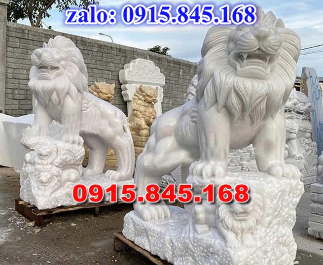 nhà thờ họ, từ đường gia tộc, lan can đá, cổng đá tam quan tứ trụ, cột đá đồng trụ, đá lát sân bậc thềm, tượng rồng đá, tượng nghê đá, tượng sư tử đá, tượng chó đá, tượng kỳ lân đá, chiếu rồng bằng đá, cột hiên hè, ngưỡng cửa đá, bịt bậc đá, hàng rào đá, tường bao đá, cuốn thư đá, bình phong đá, tắc môn đá, cây hương thờ thần linh, miếu thờ thần linh, am thờ thần linh,